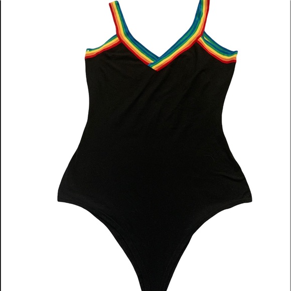 ⚡️3/$20 Rainbow bodysuit - Picture 1 of 3